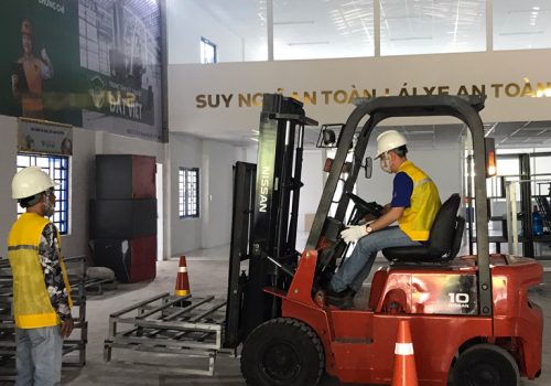 Đào tạo và cấp chứng chỉ nghề lái xe nâng - trung tâm RDC