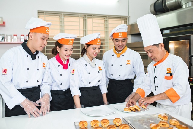 Thông Báo Tuyển Sinh Trung Cấp Kỹ Thuật Chế Biến Món Ăn 3 Học trung cấp kỹ thuật chế biến món ăn