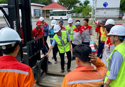 Học lái xe nâng tại TPHCM