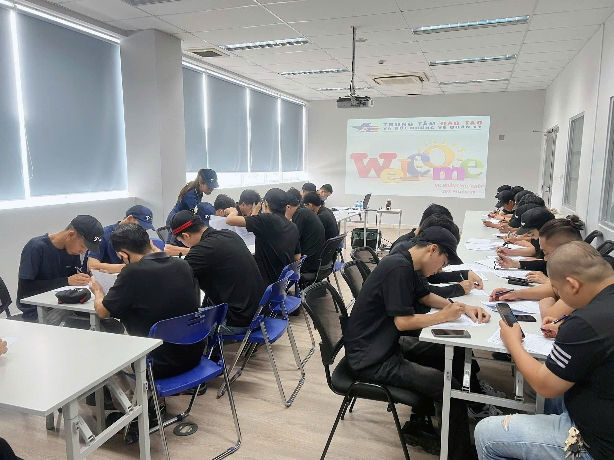 Học lái xe nâng tại Quận 12 9 học lái xe nâng tại quận 12